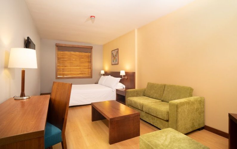 Room Habitel Select Hotel Bogotá